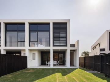 Luxury Resort Style Living in a Prestigious Community