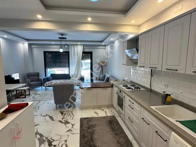 Uyar Gayrimenkulden Şakranda Satılık 4+1 Triplex