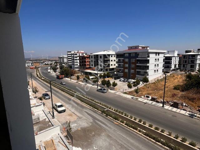 Uyar Gayrimenkulden Yeni Adliye Yakını Cadde Üzeri 2+1 Daire