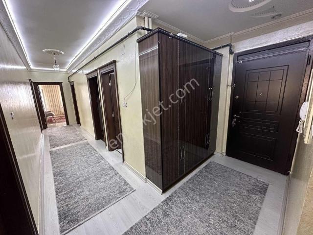 Uyaran 79 Gayrimenkul Den Çevre Yolu Üstü 4+1 Satılık Daire