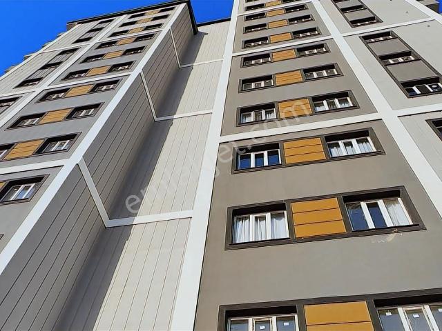 Uyaran 79'dan Eski Hastene Yanında Acil Satılık Sıfır 2+1 Daire