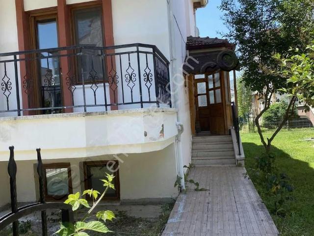 Uydukent Emlaktan.bayındırlık Villalarında Kiralık Villa