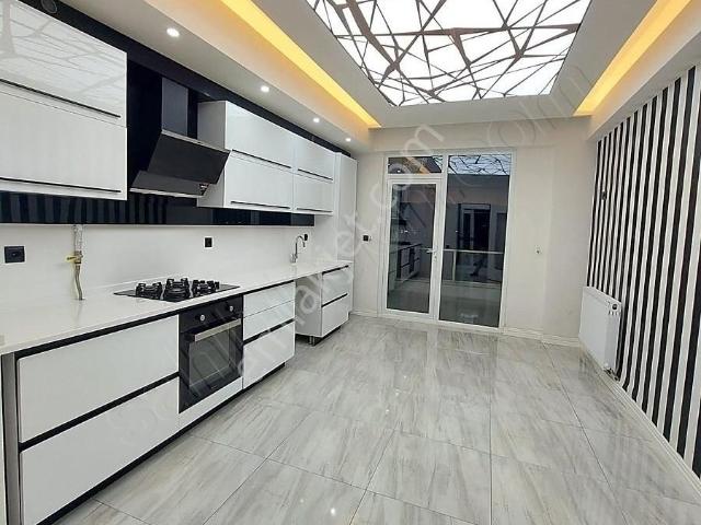Uydukent Erkmen Ihlamur Premium Lüks 4+1 Satılık Daire