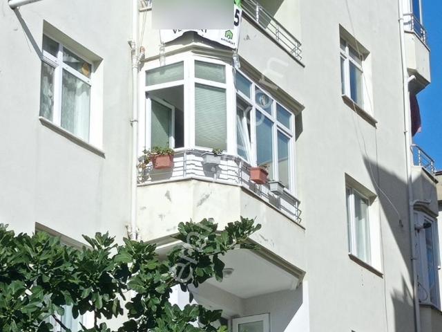 Uygun Atakum Cumhuriyet Mah. Tramvaaya Pazara Okula Ulaşıma Marketlere Yakın 140 Net 3+1