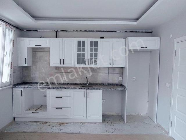 Uygun Denizevleri Tramvay Durağı Yanı Büyük Cam Balkonlu Sıfır 2+1 İlk Kez Siz Oturun