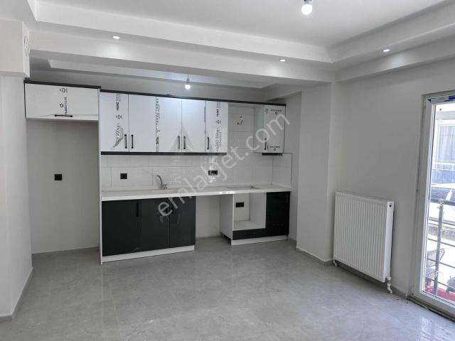 Uygun Fiyatlı Satılık 1+1 Konumu Güzel Tertemiz Sıfır Daire