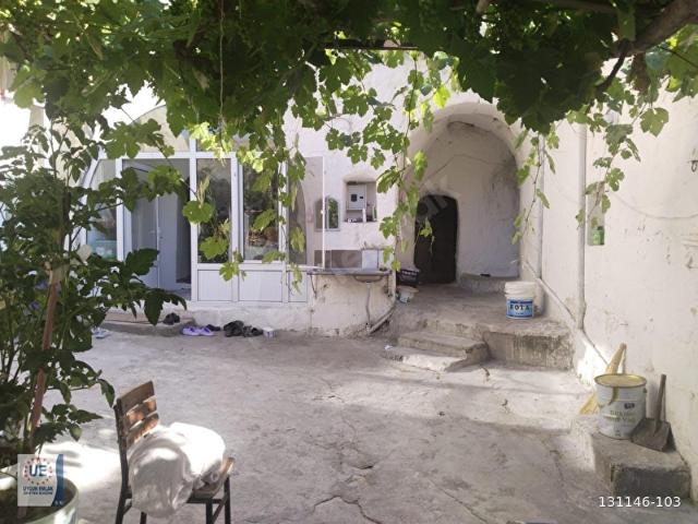 UYGUN NEVŞEHİR ÜRGÜP TE KAYA EV ASMALI KONAK MANZARALI 4 KAT 13 ODALI KAYA CAVE OTEL YAPIMINA UYGUN