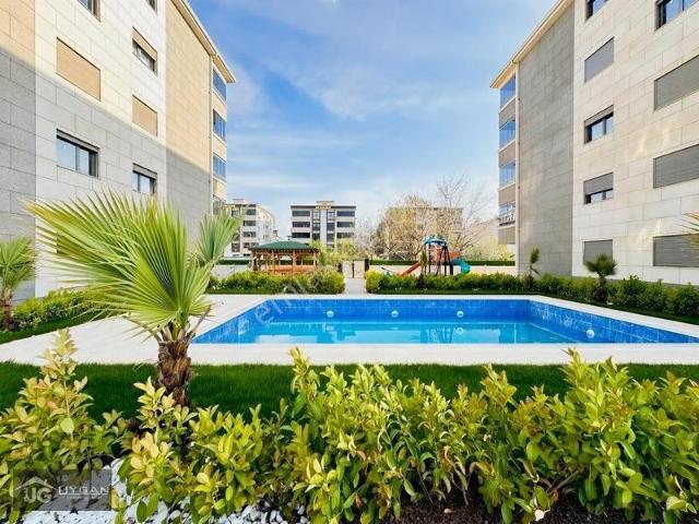Uygan'dan Yedieylül Mah. 2+1 110m² Ultra Lüx Havuzlu Site Arakat