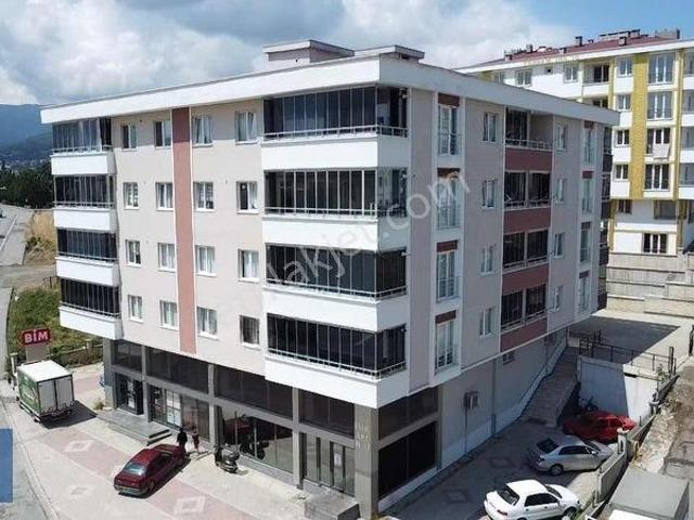 Uygar Gayrimenkul'den Büyükoyumca'da Kiralık Geniş 3+1 Daire