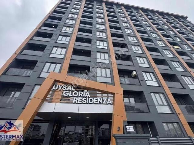 Uysal Gloria' Da Arakat Havuz Cephe 1+1 Sıfır Kiralık Daire