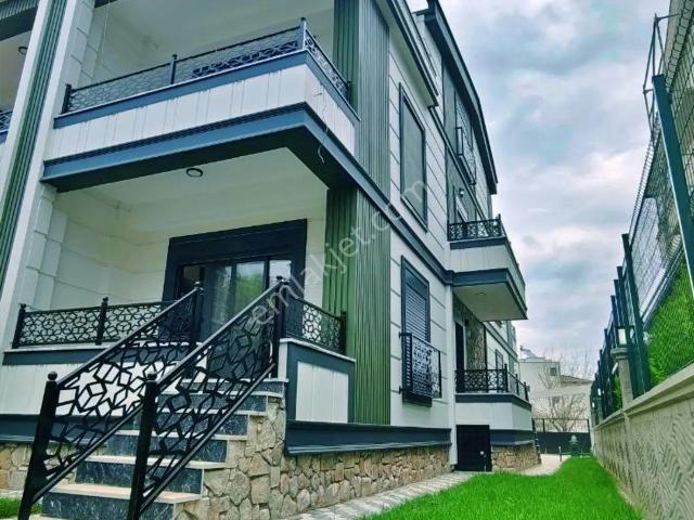 Uytundan Zeytinlide Doğayla İç İçe Satılık Ultra Lüks 4+1 Villa