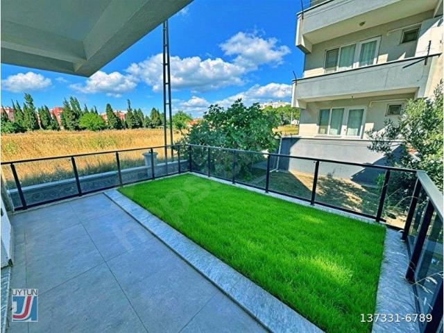 UYTUNDAN BAHÇELİEVLERDE MÜSTAKİL TADINDA BAHÇELİ SIFIR 1+1 DAİRE
