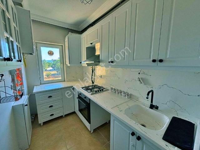 Uytundan Burhaniye Bahçelievlerde Doğalgazlı Site İçi Kiralık2+1
