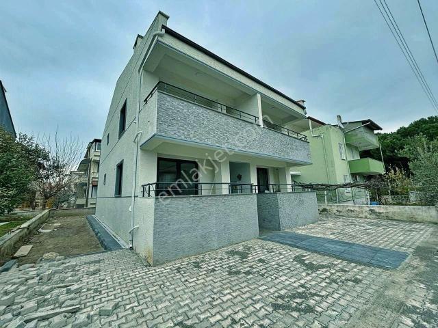 Uytundan Burhaniye Örende Müstakil Tadında Doğalgazlı Satılık1+1