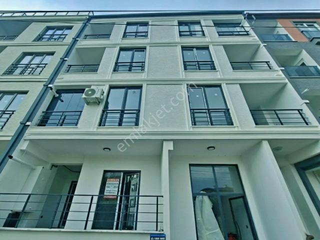 Uytundan Edremit Kadıköy'de Doğalgazlı 1+1 Kiralık Daire