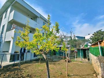 Uytundan Güre'de Doğa Manzaralı Arakat Eşyalı Kiralık 2+1 Daire