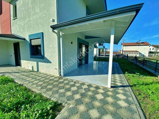 Uytundan Ören'de Müstakil Denize 100 Metre 3+1 Tripleks Villa