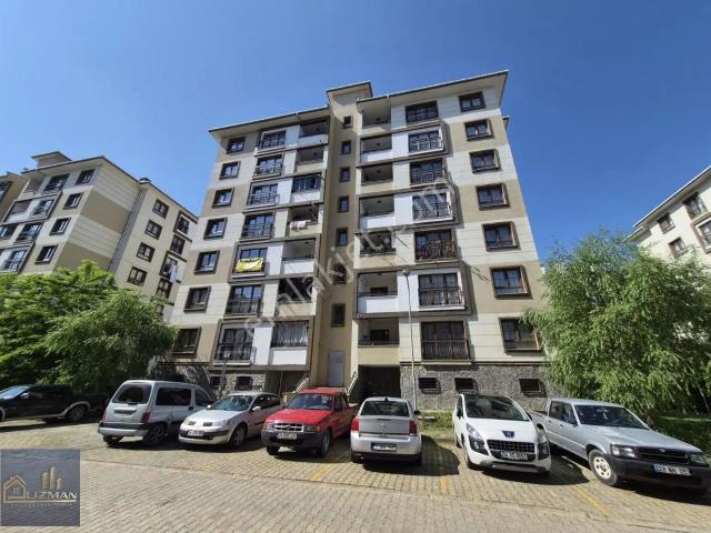 Uzman Emlak'tan 1.etap Toki'de Kiralık 3+1 Daire
