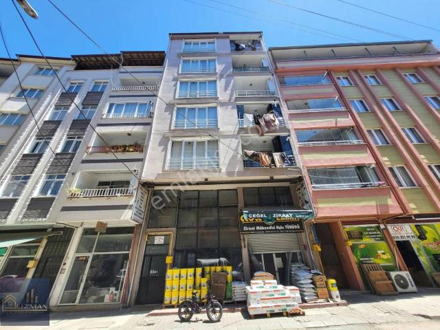 Uzman Emlak'tan 2+1, Cezaevi Mevkii Kiralık Fırsat Daire.