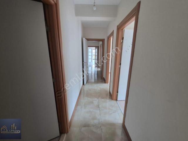 Uzman Emlak'tan Toki'de 180m2, 4+1 Deniz Manzaralı Kiralık Daire