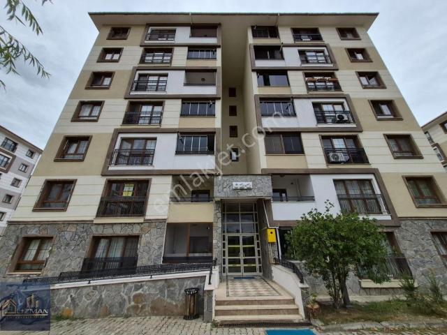 Uzman Emlak'tan Toki'de Kiralık 3+1 Daire.