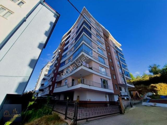 Uzman Emlak'tan Vadi Manzarada Kiralık Daire