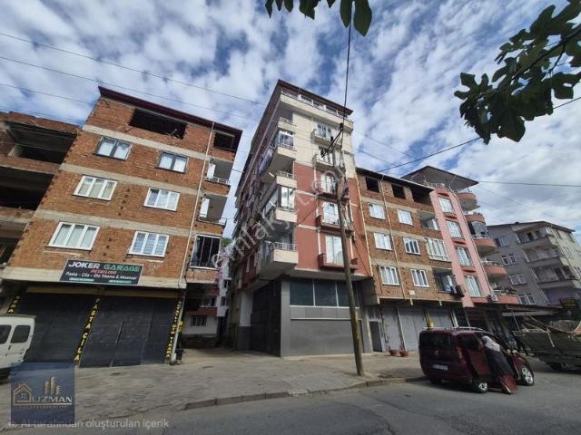 Uzman Emlak'tan Acısu Yolunda Satılık 1+1 Geniş Daire
