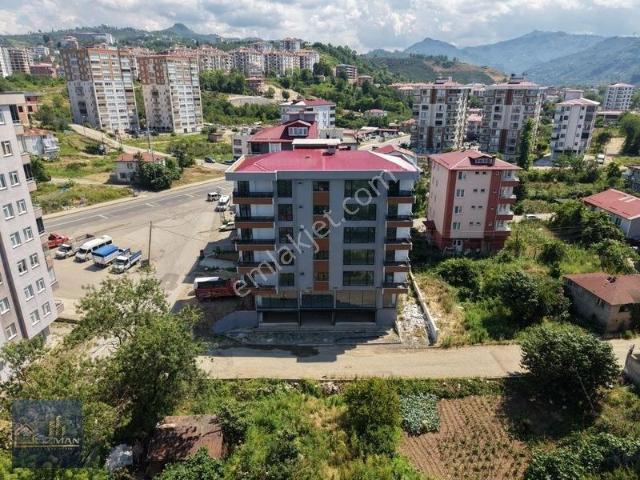 Uzman Emlak'tan Güzelyalı'da 3+1 Sıfır Kiralık Daireler