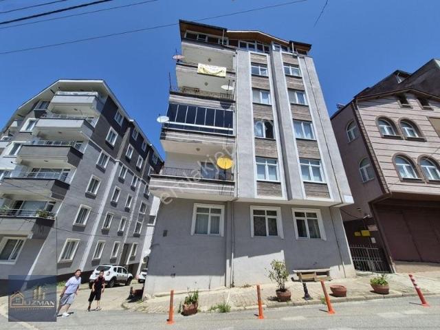 Uzman Emlak'tan İsmetpaşa'da Satılık 2+1 Daire