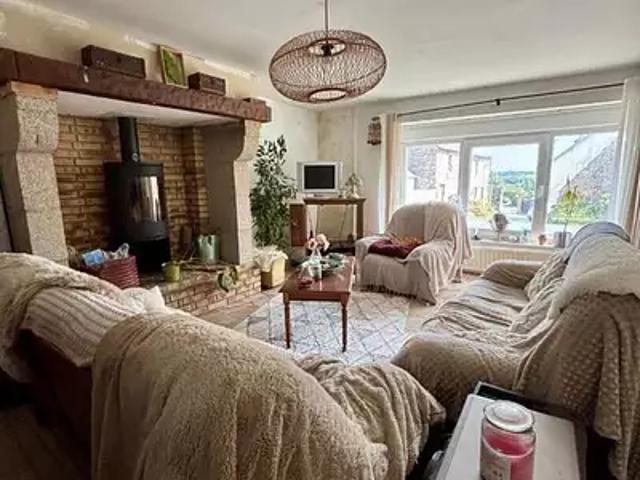 Uzel 22460 Achat / Vente maison 7 pièces t7
