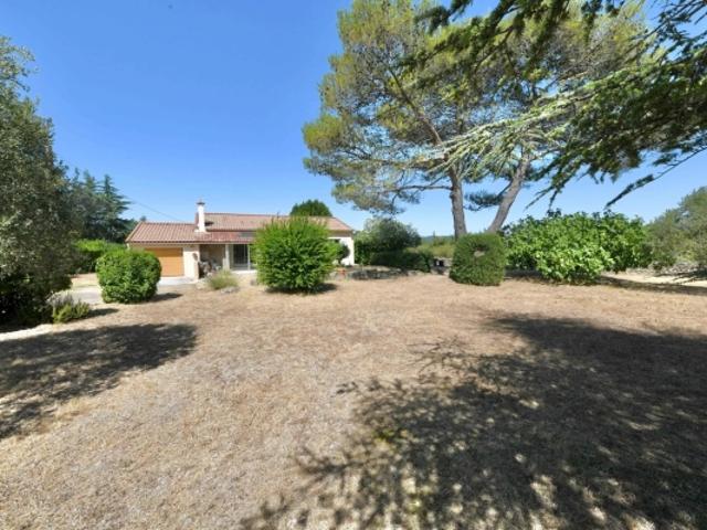 Uzès: Maison méridionale avec jardin à 1.5 km du centre historique