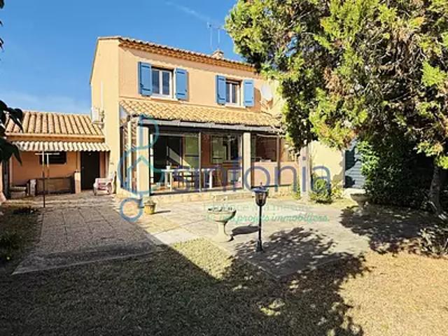 Uzès 30700 Achat / Vente maison 5 pièces t5