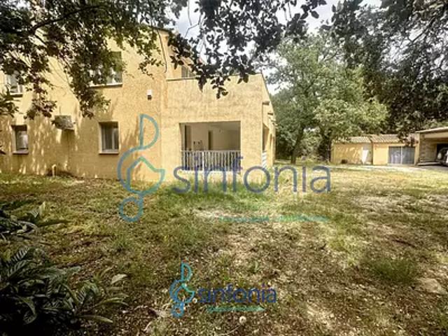 Uzès 30700 Achat / Vente maison 7 pièces t7