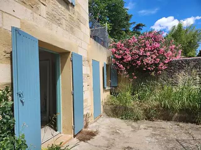 Uzès 30700 Achat / Vente appartement 2 pièces t2 au dernier étage