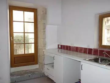 Uzès 30700 Location appartement 4 pièces t4