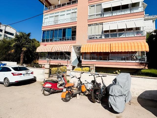 Uzun Mustafa Dan Erdek Zeytinli Mahallesin De Satılık Daire