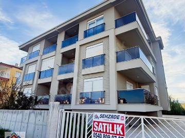 Uzunoluk Mah. ARA KAT 102 m Güney Batı Kuzey Cephe Daire Satılık