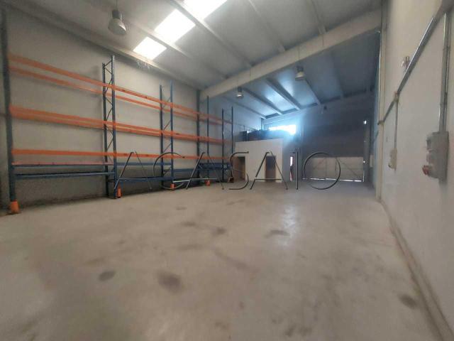 V2477 EN VENTA NAVE INDUSTRIAL EN EL VISO DE SAN JUAN