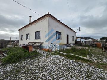 V4 para remodelação em São João da Ribeira a 13 Km de Rio Maior
