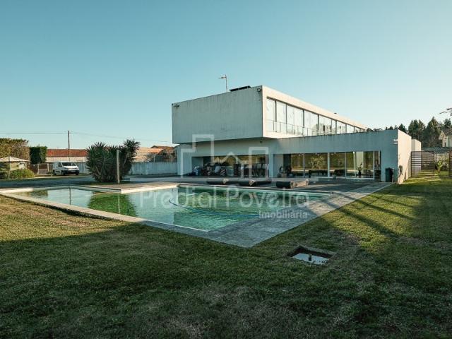 V5 de Luxo Jardim e Piscina