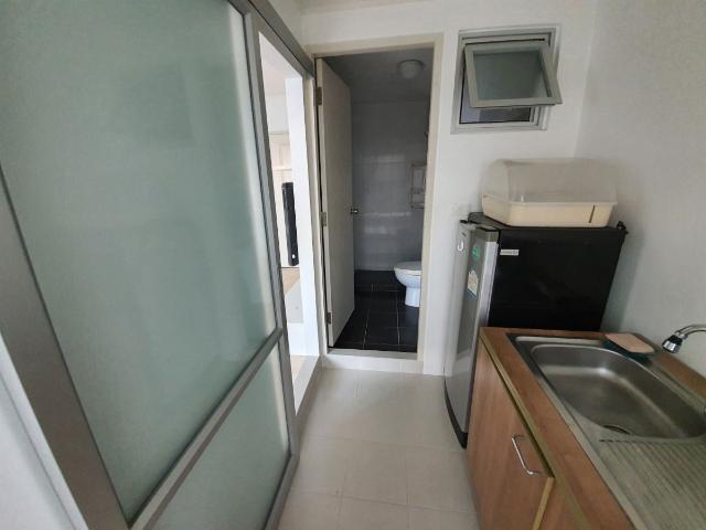 v61 ให้เช่าคอนโด d condo รามอินทรา สอบถาม ld line @condoboy