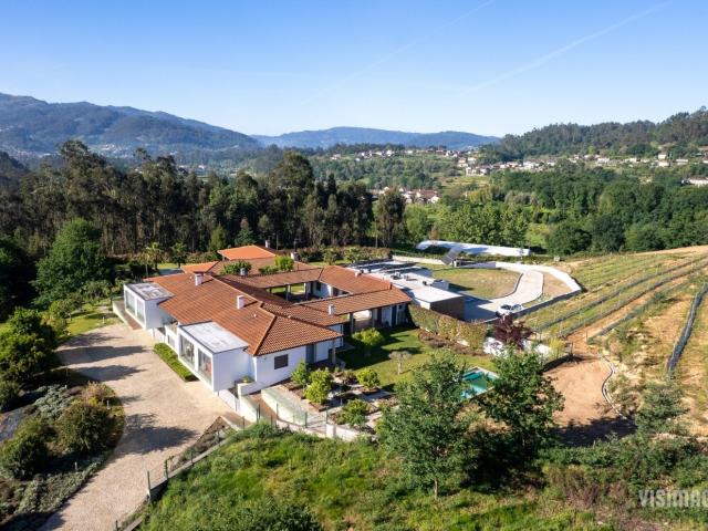 V6+2 Refúgio Contemporâneo No Alto Minho Arcos De Valdevez •. 405m² Vale São Cosme