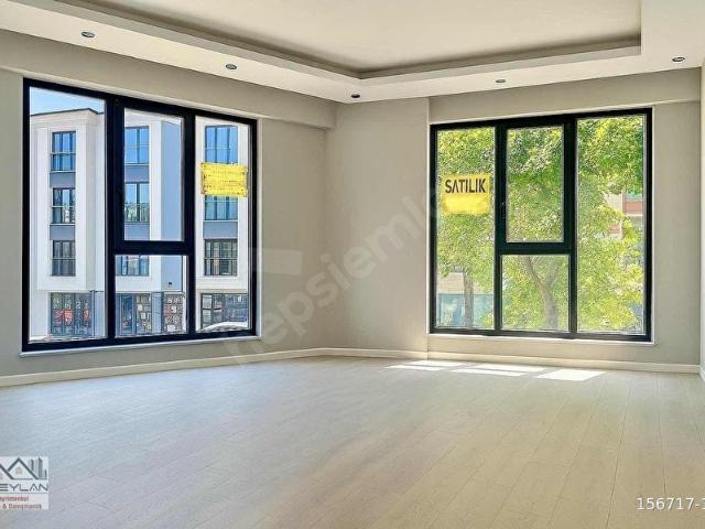 V.CEYLAN GM'DEN İSKANLI CADDE ÜZERİNDE 3+ 1 SON DAİRE