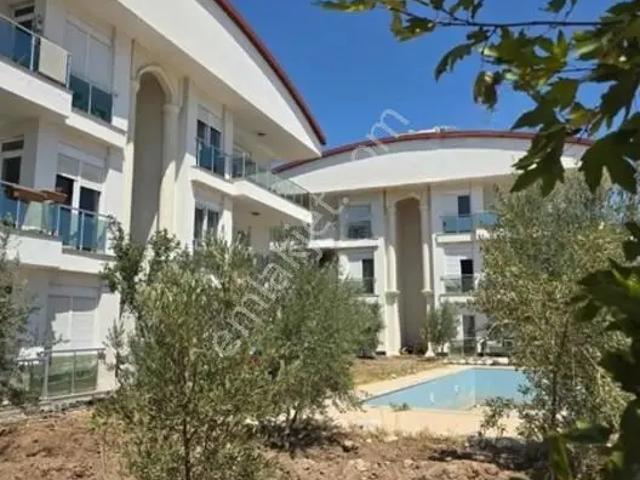 Vılla Tadında Ayrı Mutfaklı Sıfır Kullanışlı Katta 2+1 Daire
