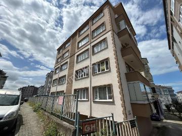Satılık Vıp Gayrimenkul'den Özen Apartmanı'nda Daire