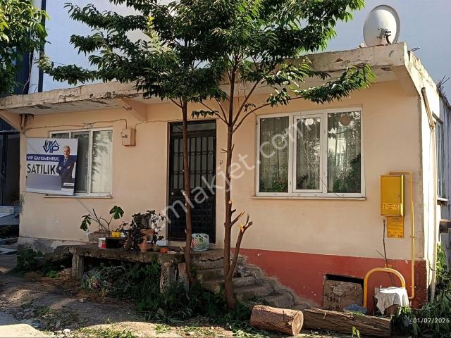 Vıp Gym.de Mustafa Şar'dan Mevlana Mah. 93m2 Satılık Müstakil Ev