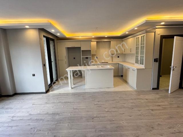 Vıp Gym.den Alaçam Yencami Mah.de 150m2,2+1 Lüks Satılık Daire12
