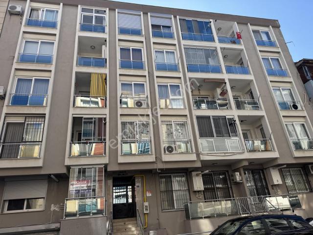 Va 1 karşıyaka Örnekköy'de 2+1 Kiralık Daire