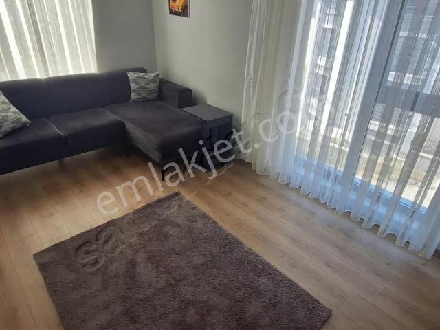Vamos Akademi Yakını Her Şey Dahil Eşyalı 1+1 Ara Kat Daire