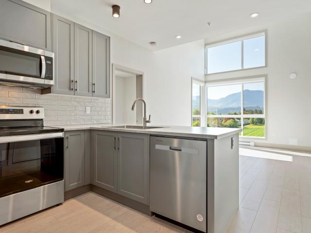 Vantage VANTAGE 2 2409 V2409 Apartment for Rent